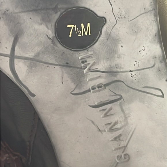 Dark Wine Colored Gianni Beni Booties - Picture 6 of 14